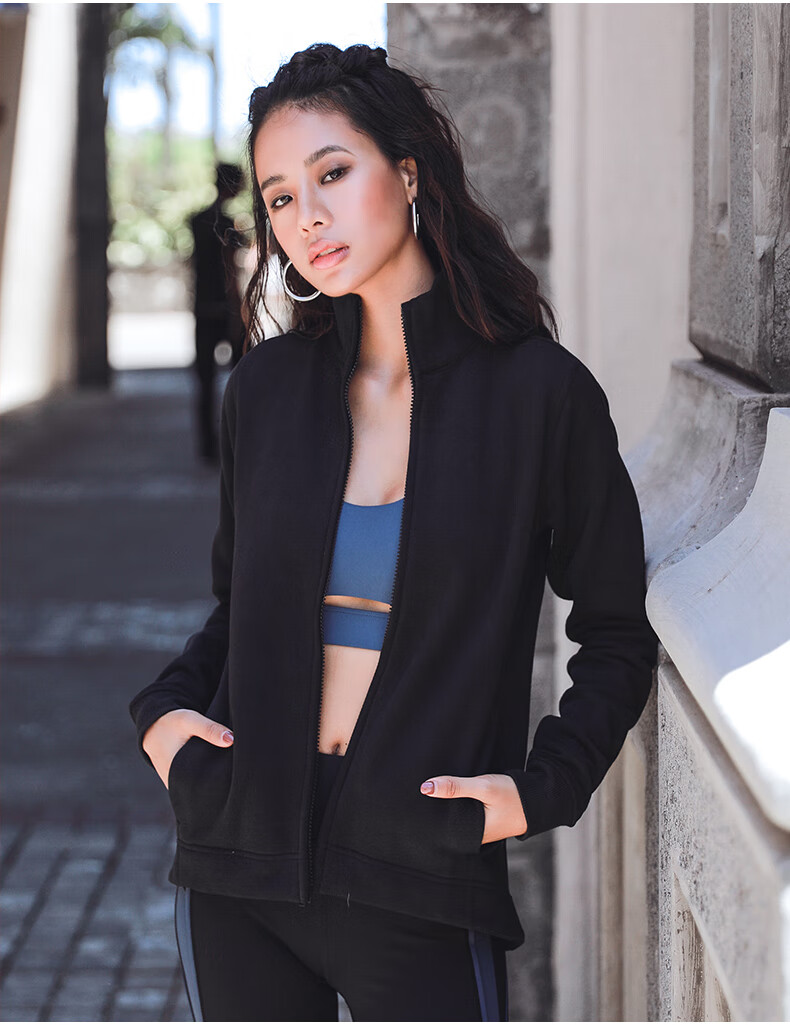 暴走的萝莉户外防风训练立领健身宽松拉链外套女宽松加厚运动上衣llwt