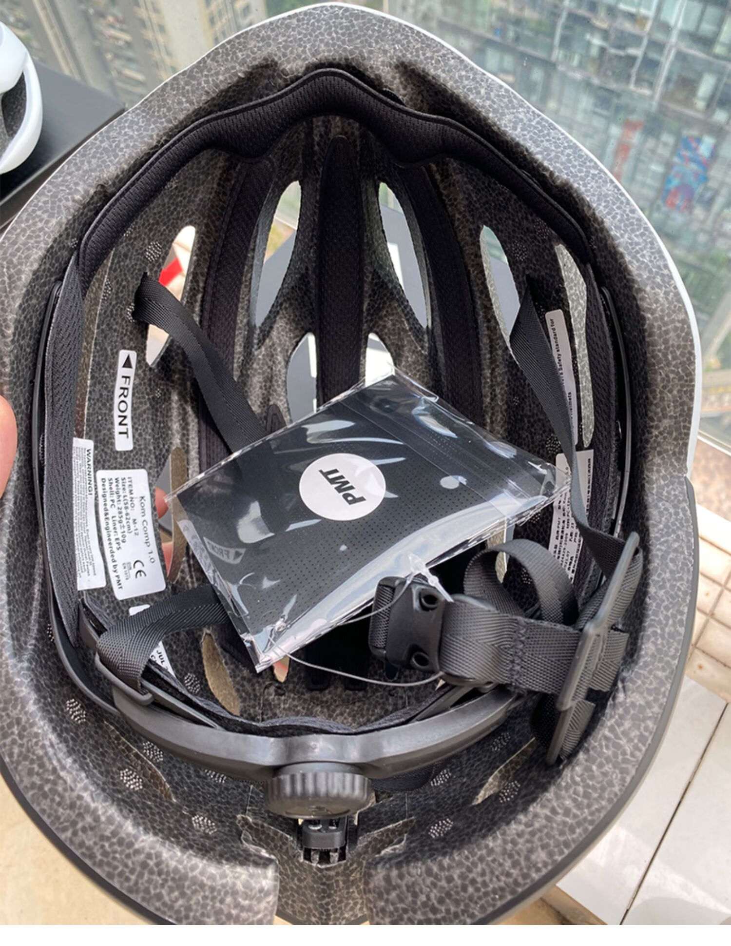 共朋【jd优选】pmt头盔pmt 自行车骑行头盔男透气超轻量公路山地车