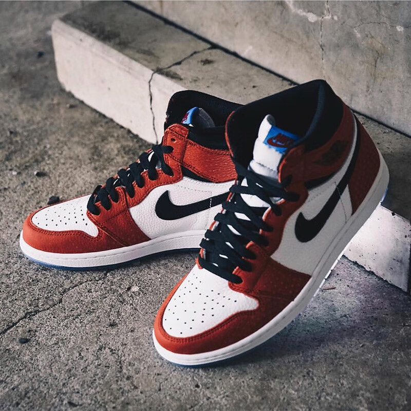 nike耐克air jordan 1 aj1男黑金运动鞋休闲鞋篮球鞋 555088-032-105