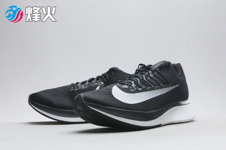 烽火体育 nike zoom fly 耐克 男子运动缓震马拉松跑步鞋 880848 001