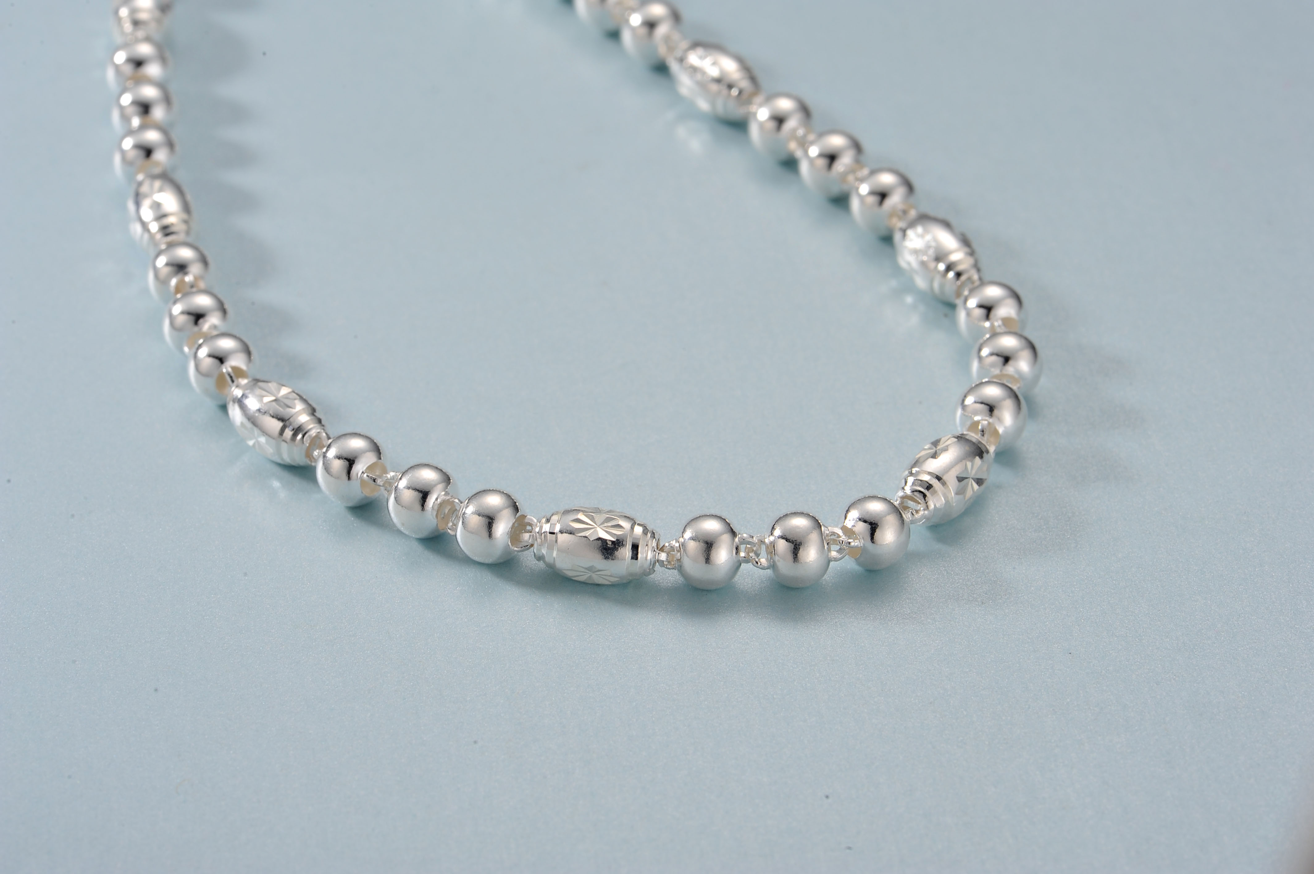 s999银圆珠项链女时尚足银珠子银链 男士白银情侣链子银饰 34克6毫米