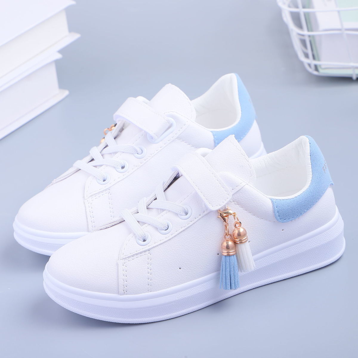 漫篱初中女生平底小白鞋平板鞋夏秋10儿童11软底透气运动跑步鞋12学生