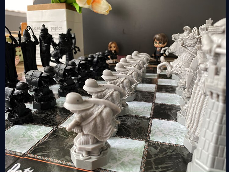 国际象棋 哈利波特周边联名巫师棋霍格沃茨象棋生日礼物套装棋牌桌