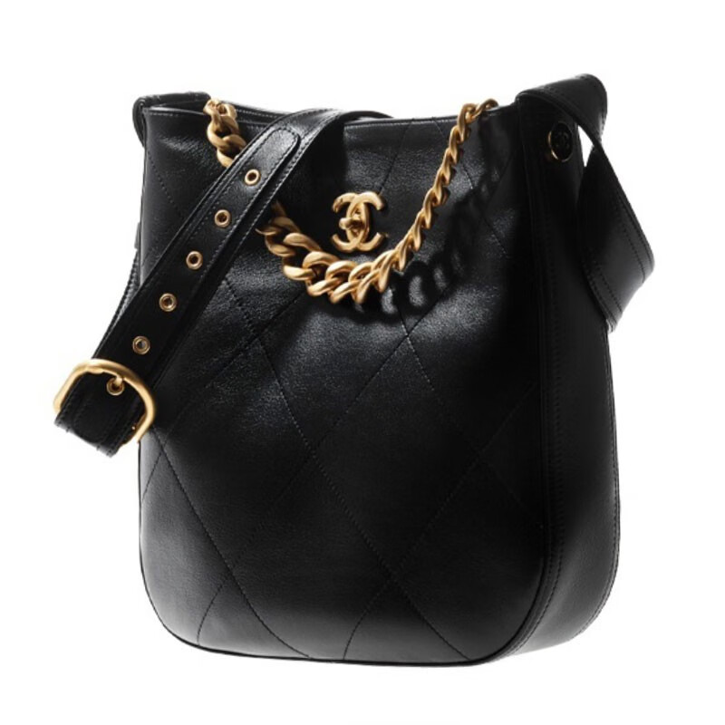 香奈儿(chanel) chanel 香奈儿 金扣徽章嬉皮水桶包 黑色【图片 价格