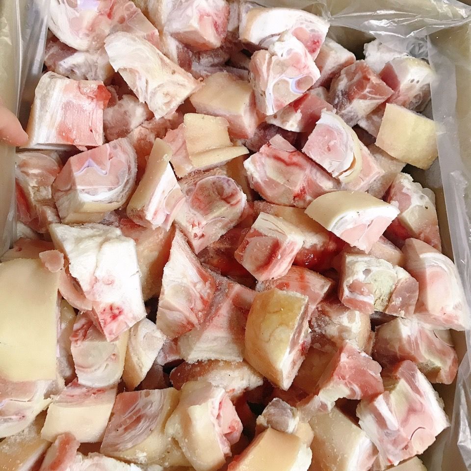 国产新鲜冷冻脚圈块 脚圈粒 猪脚粒 猪蹄块 猪爪块饭毛重 9斤 广东
