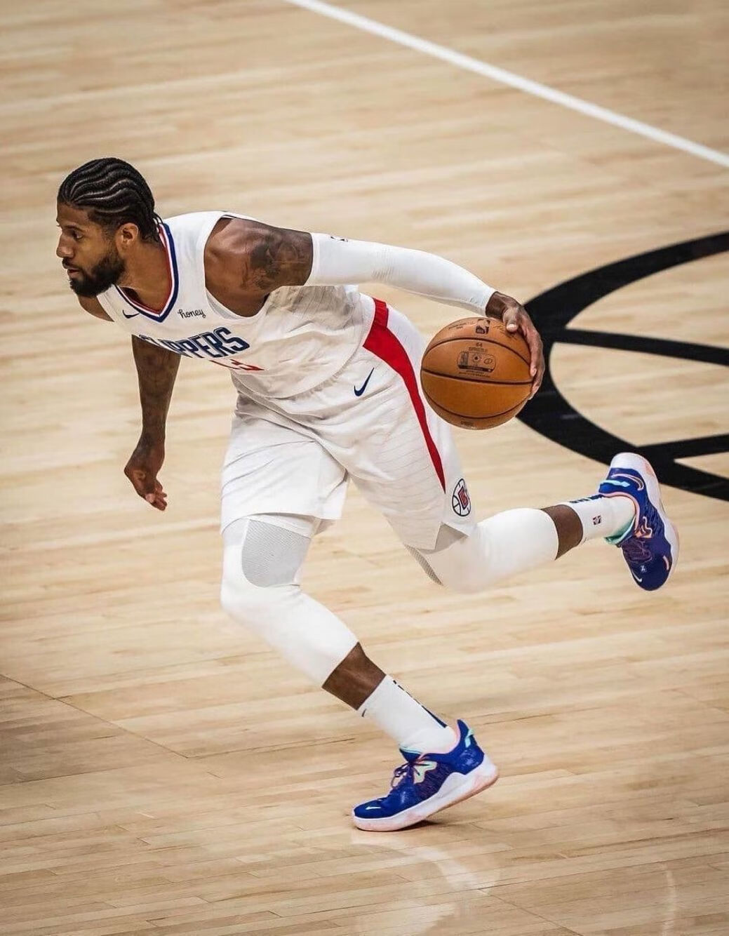 【官方自营旗舰店】pg5 保罗乔治5代篮球鞋男女运动鞋低帮实战耐磨