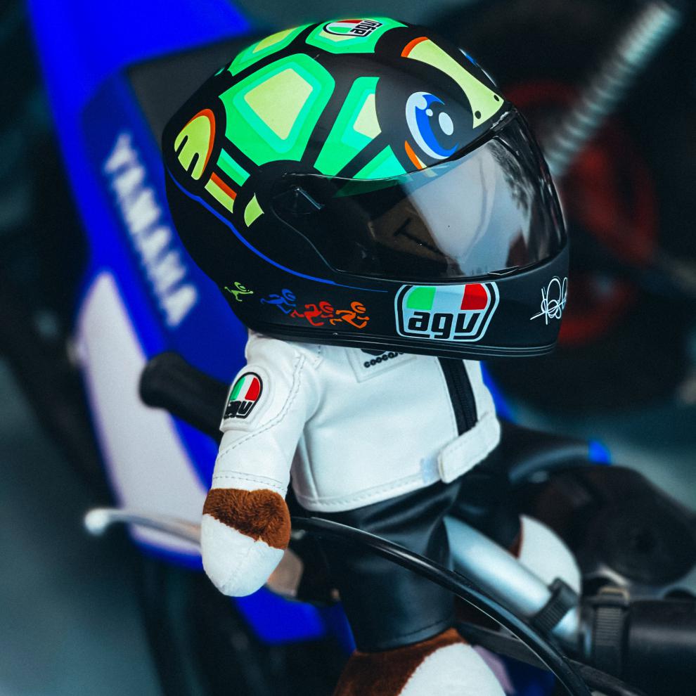 机车公仔小熊摩托车agv头盔熊宝马拉力熊摩旅尾箱挂件娃娃玩偶深棕色