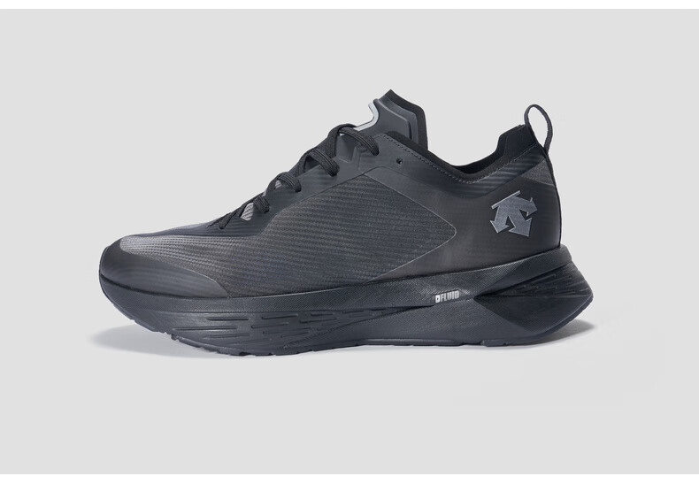 descente迪桑特enerzite系列男子跑鞋d2331rrn28黑色bk425