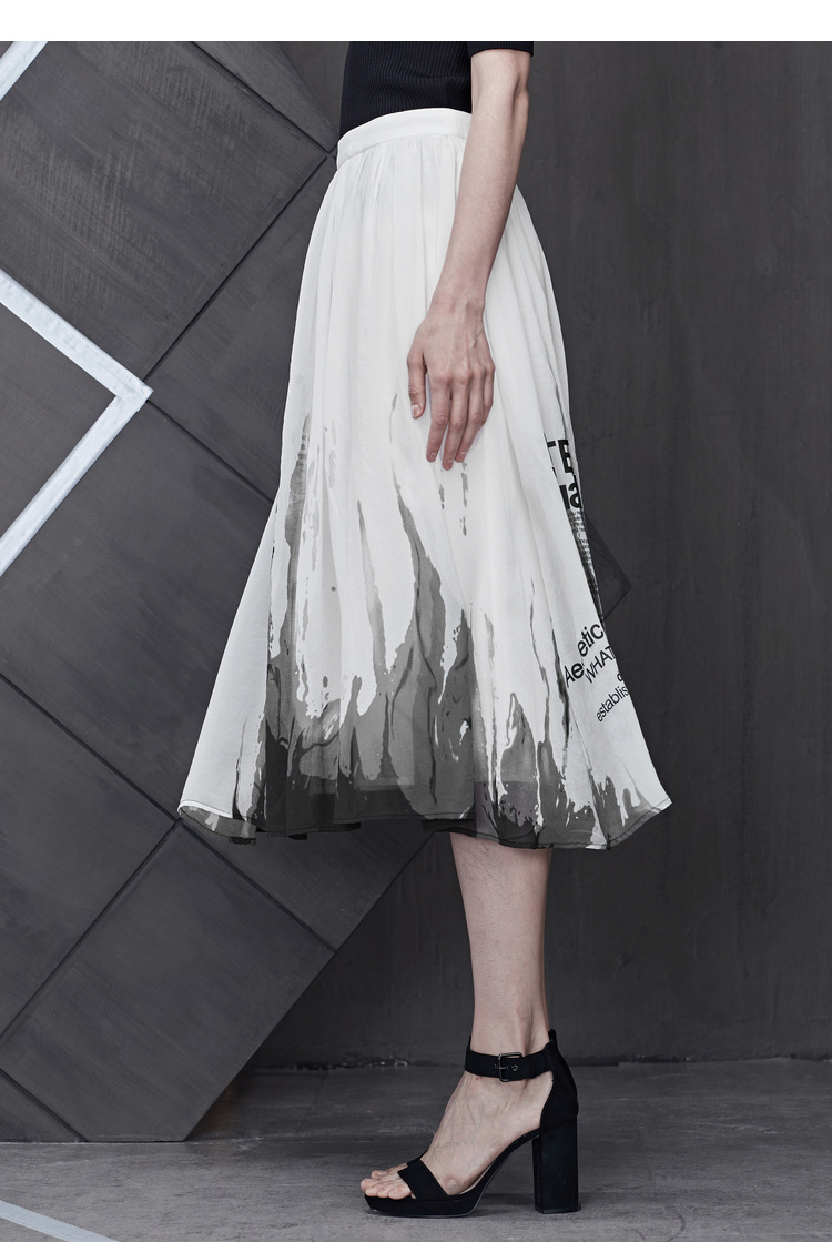 sdeer 时尚水墨晕染撞色字母波浪裙摆半身长裙s19281126 白色/90 s