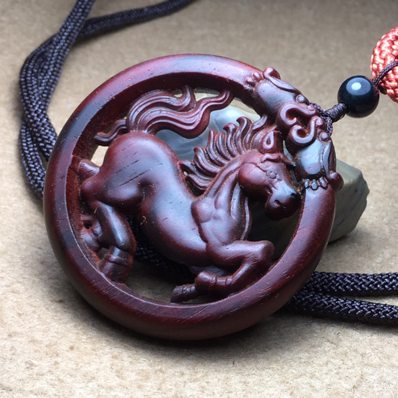 小叶紫檀生肖马牌印度小叶紫檀马吊坠木马挂件木质生肖马饰品马形红木