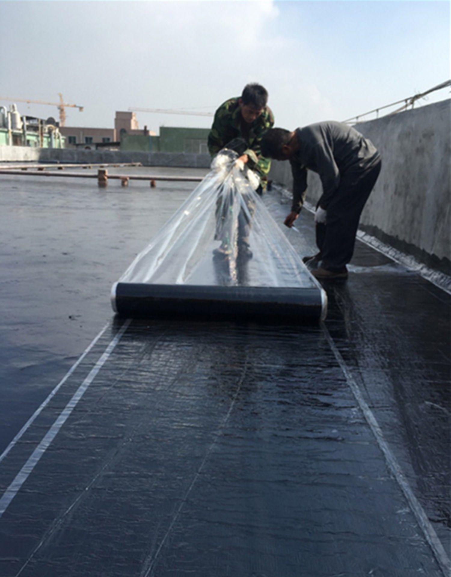 防水自粘卷材火烤sbs平方屋顶裂缝补漏沥青胶屋面彩钢瓦隔热材料 1.