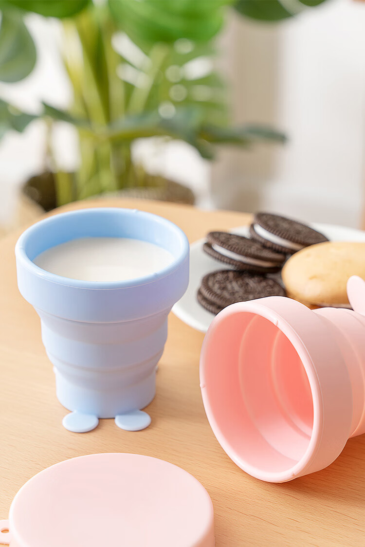 折叠水杯硅胶可装沸水便携式伸缩杯子户外旅游压缩收缩旅行漱口杯