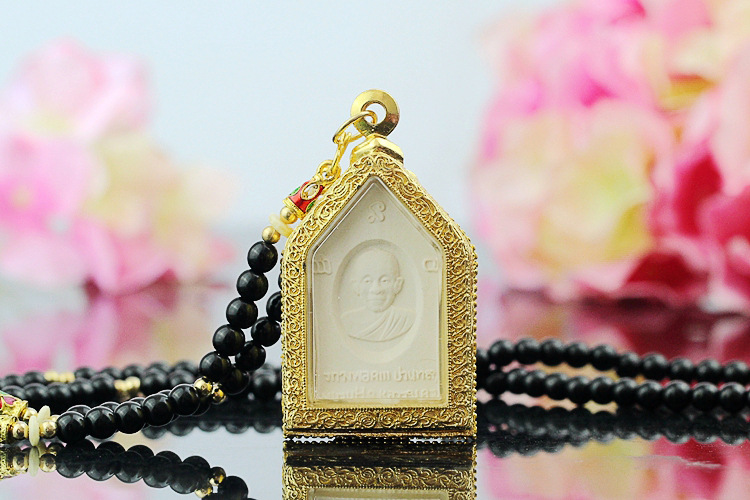 泰国坤平将军佛牌招财转运异性缘人缘招财龙婆庙香灰色坤平佛