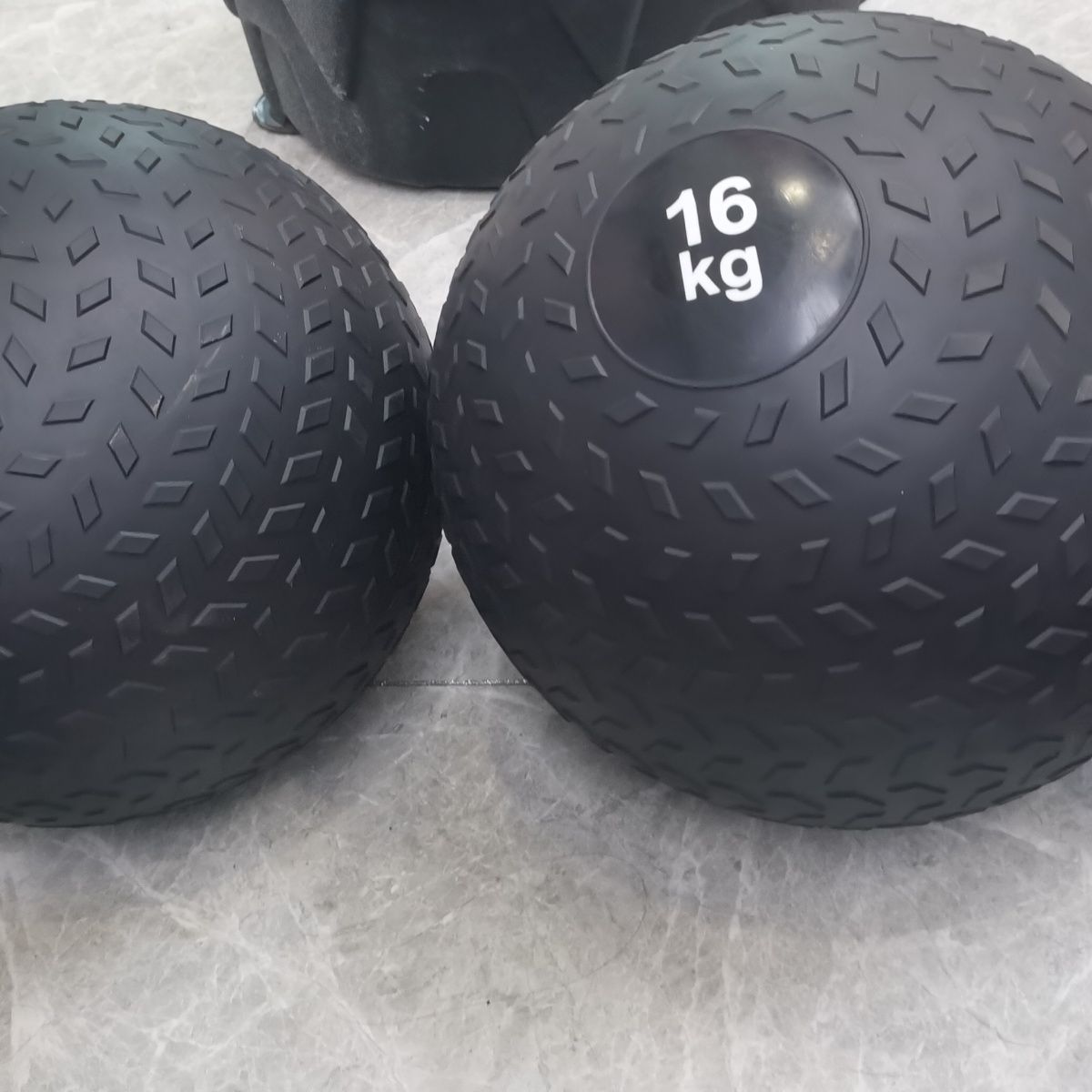 重力球健身沙球力量训练重量球灌沙药球加厚pvc体能训练重量球 防滑