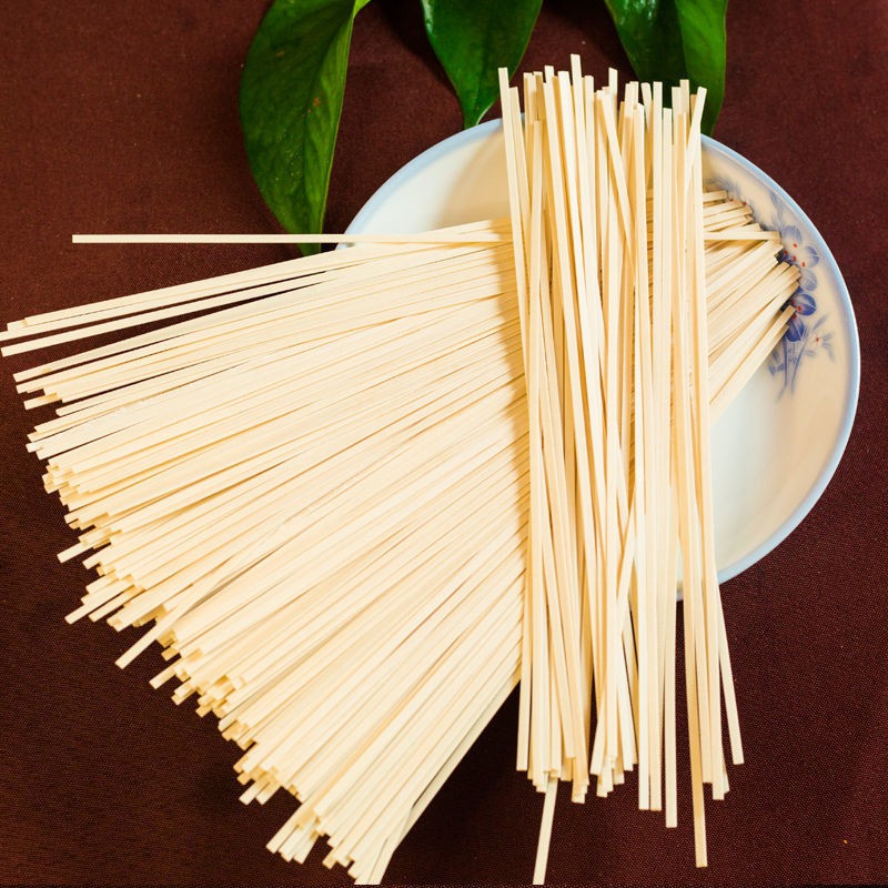 挂面中筋挂面早餐面食宽细面方便速食面条宽原味挂面1kg