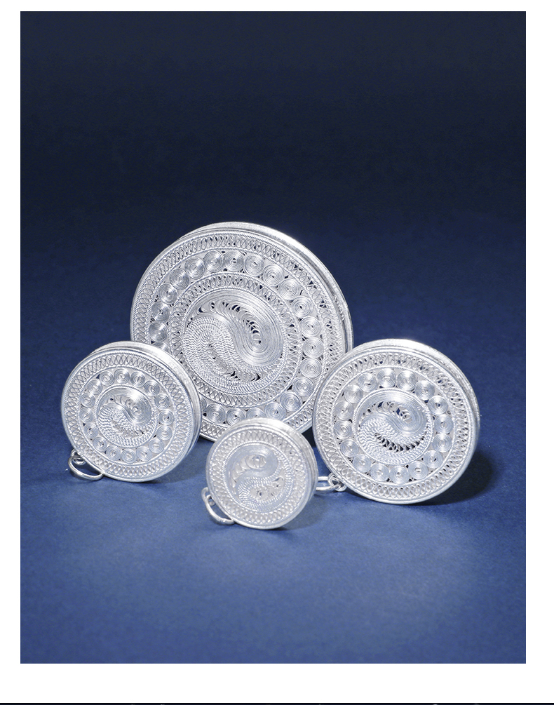 非遗牛脑壳足银吊坠男女手工太极八卦银饰太阳鼓贵州苗族足银侗鼓民族