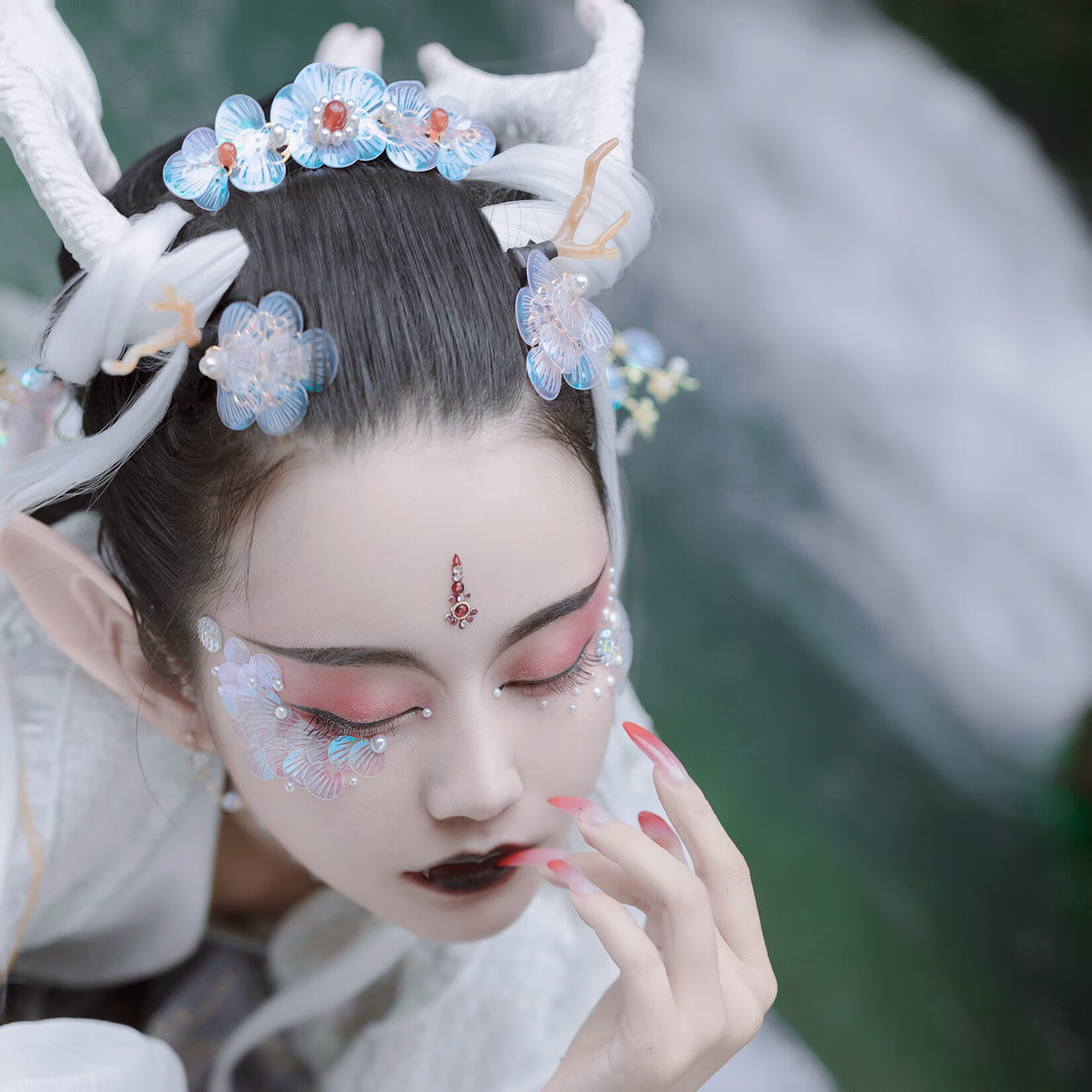 幻彩贝壳人鱼龙女鲛人妆亮鳞片脸贴珠古装汉服额配饰仙龙角一对