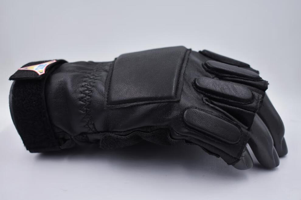 胜利队原版羊皮手套一对 限量!【图片 价格 品牌