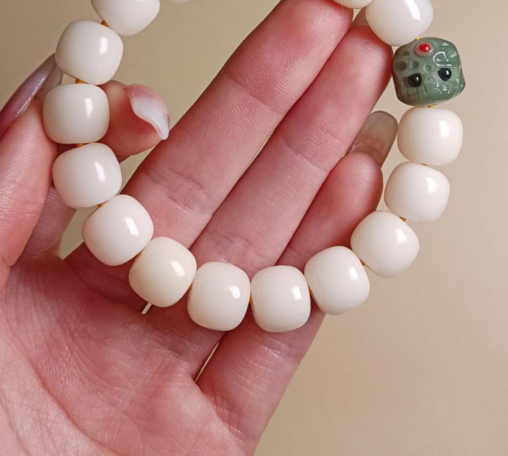 漫居霄阴皮渐变绿白玉菩提根手链菩提子手串文玩手持男绕指柔盘玩佛珠