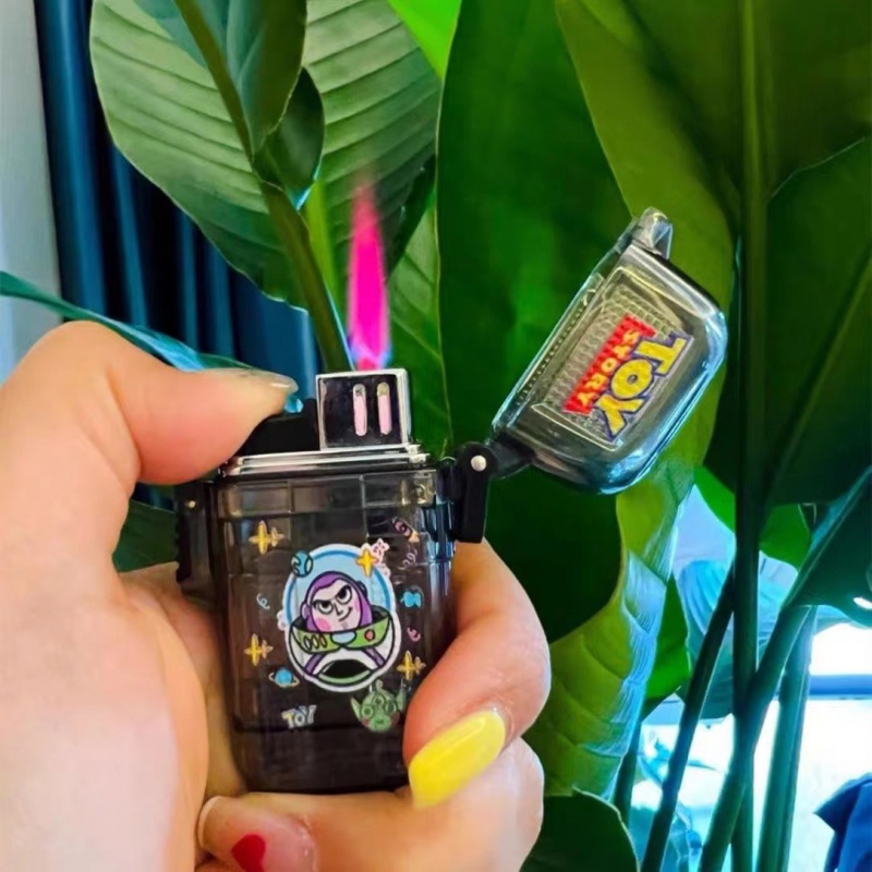 巴斯光年打火机库洛米玉桂狗变色链子抖音透明塑料防水打火机充气红焰