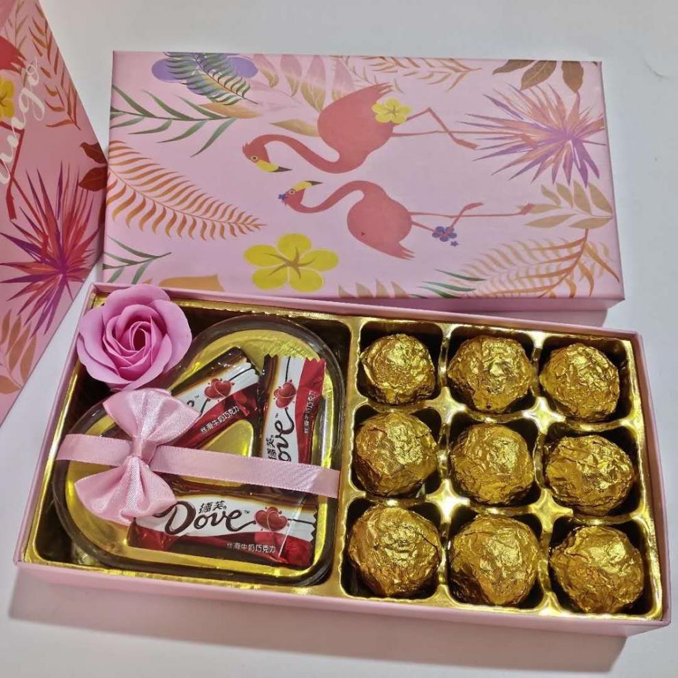 情人节礼物巧克力礼盒送男女友零食棒棒糖果大白兔奶糖年货生日快乐大