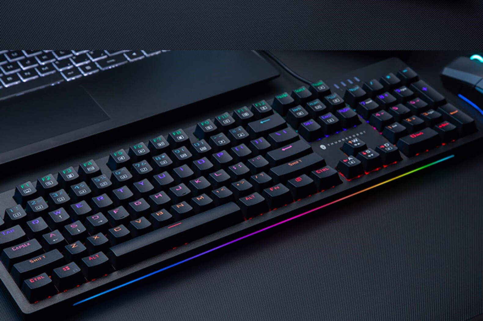 雷神kg3104游戏机械键盘学生电竞笔记本热插拔客制电脑有线红青轴 kg3