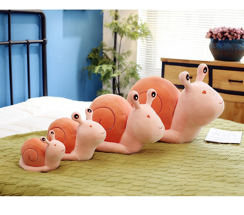 迪士尼disney可爱蜗牛公仔毛绒玩具女孩抱枕大布娃娃儿童安抚玩偶生日