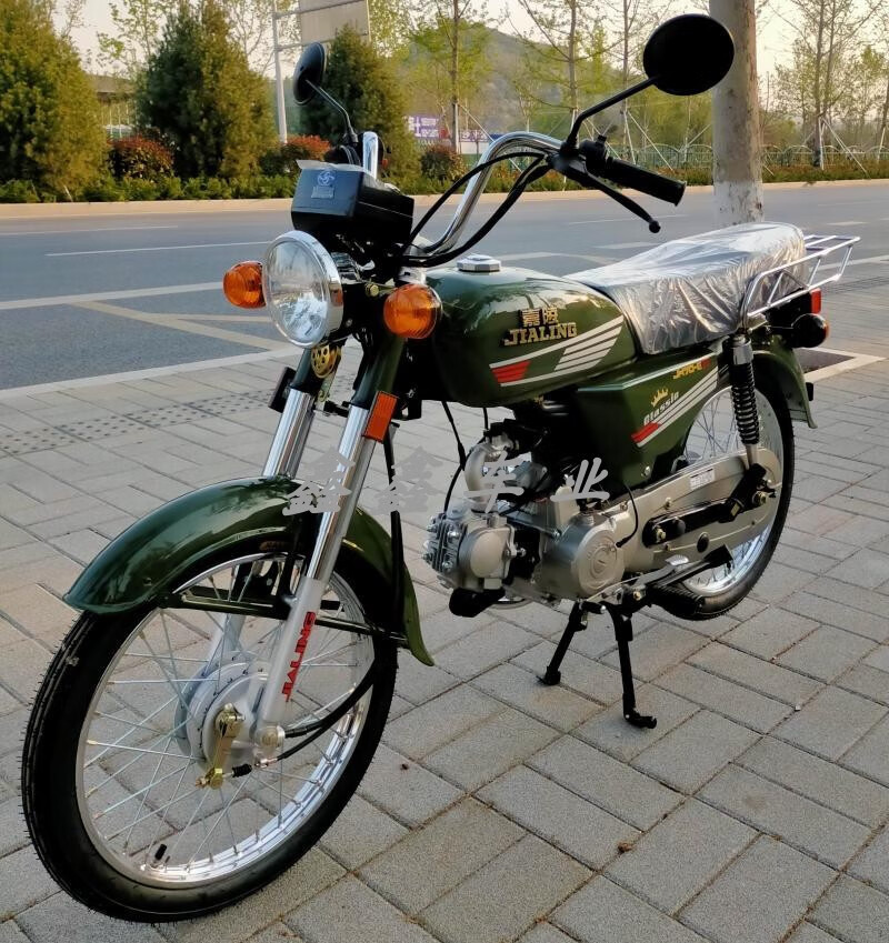 重庆嘉陵70cc摩托车jh70-e节油王复古大油箱国四电喷可上牌 黑色钢丝