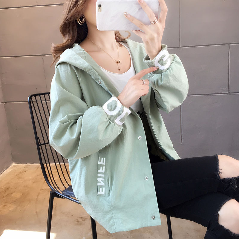 少女装初中生女生高中生青少女小清新宽松百搭字母印花上衣女春季2020