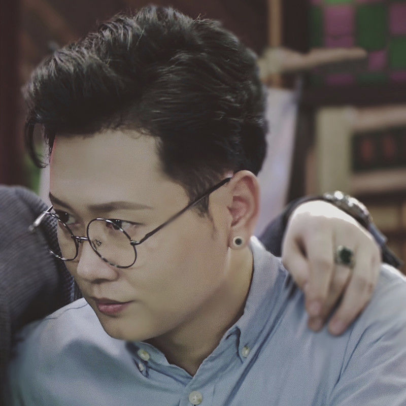 小辫儿张云雷孟鹤堂同款眼镜男圆形平光镜带链条素颜文艺青年眼镜