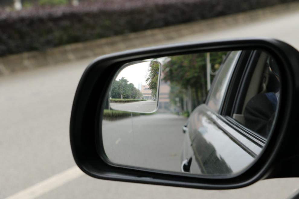 tyui适用于汽车后视镜车载盲点镜 360°车用倒车辅助镜玻璃无边框扇形