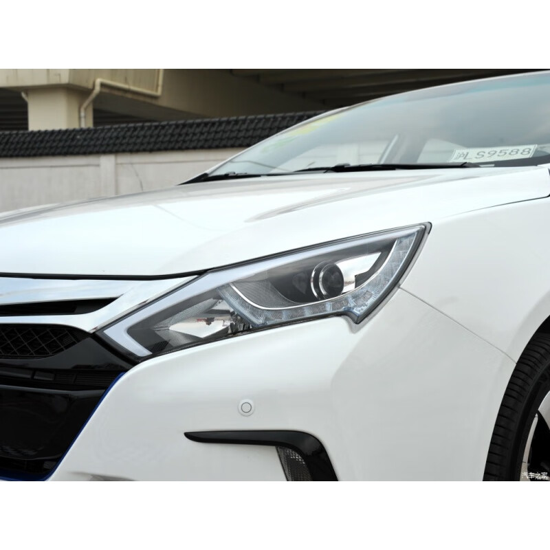 适用于1417款比亚迪秦大灯总成比亚迪秦秦ev300前大灯前照灯原装品质4