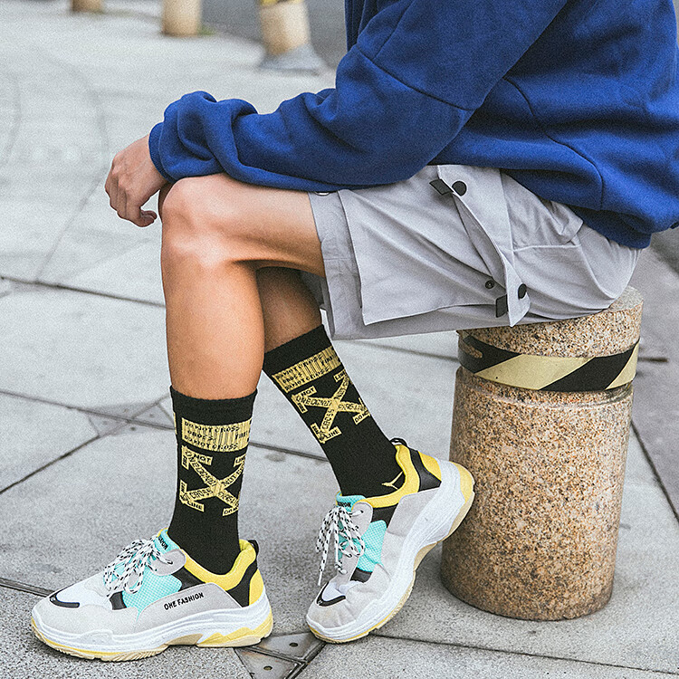 高帮长袜男潮配工装裤的长筒潮牌长袜子百搭冬季欧美复古潮流秋季 w