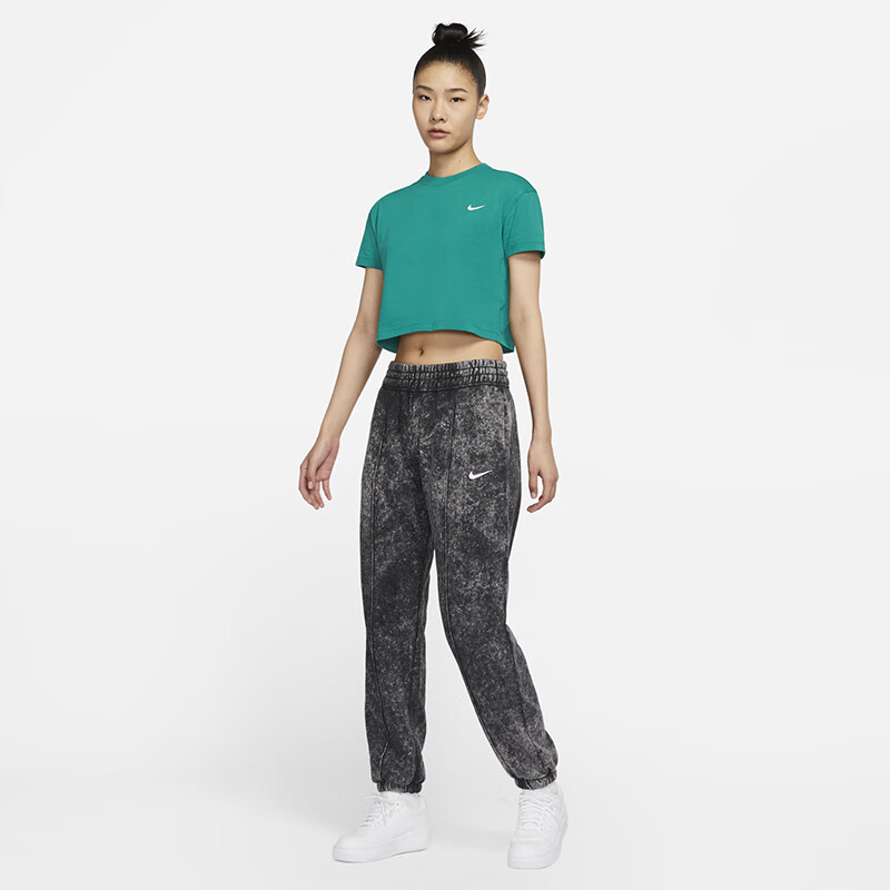 耐克(nike) 新款 lab 刺绣经典休闲圆领套头男子卫衣/运动裤 dv6281