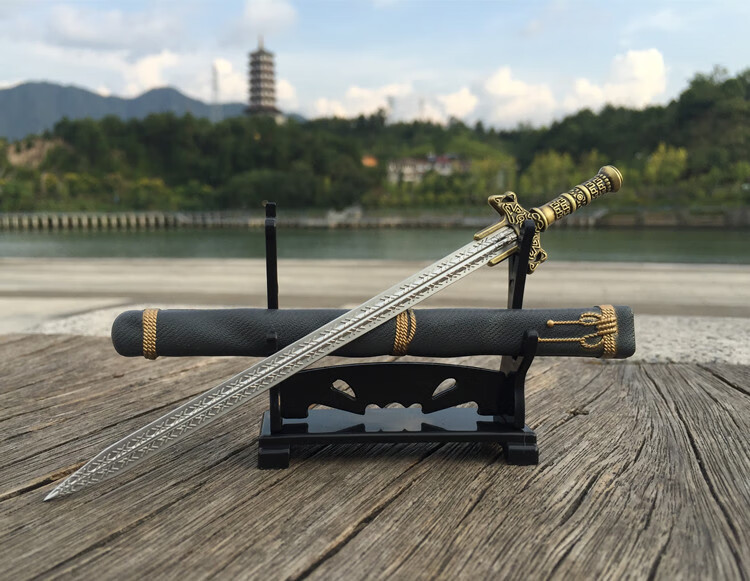 ld如意剑龙泉迷你汉剑宝剑摆设破月小剑短刀剑袖珍影视剑未开刃 残虹