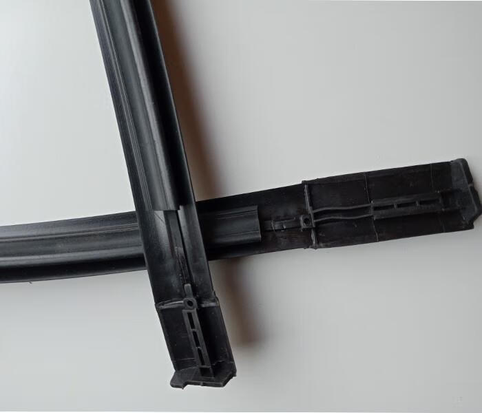 长安铃木奥拓车顶密封条新奥拓车顶流水槽胶条车顶防水条车顶压条