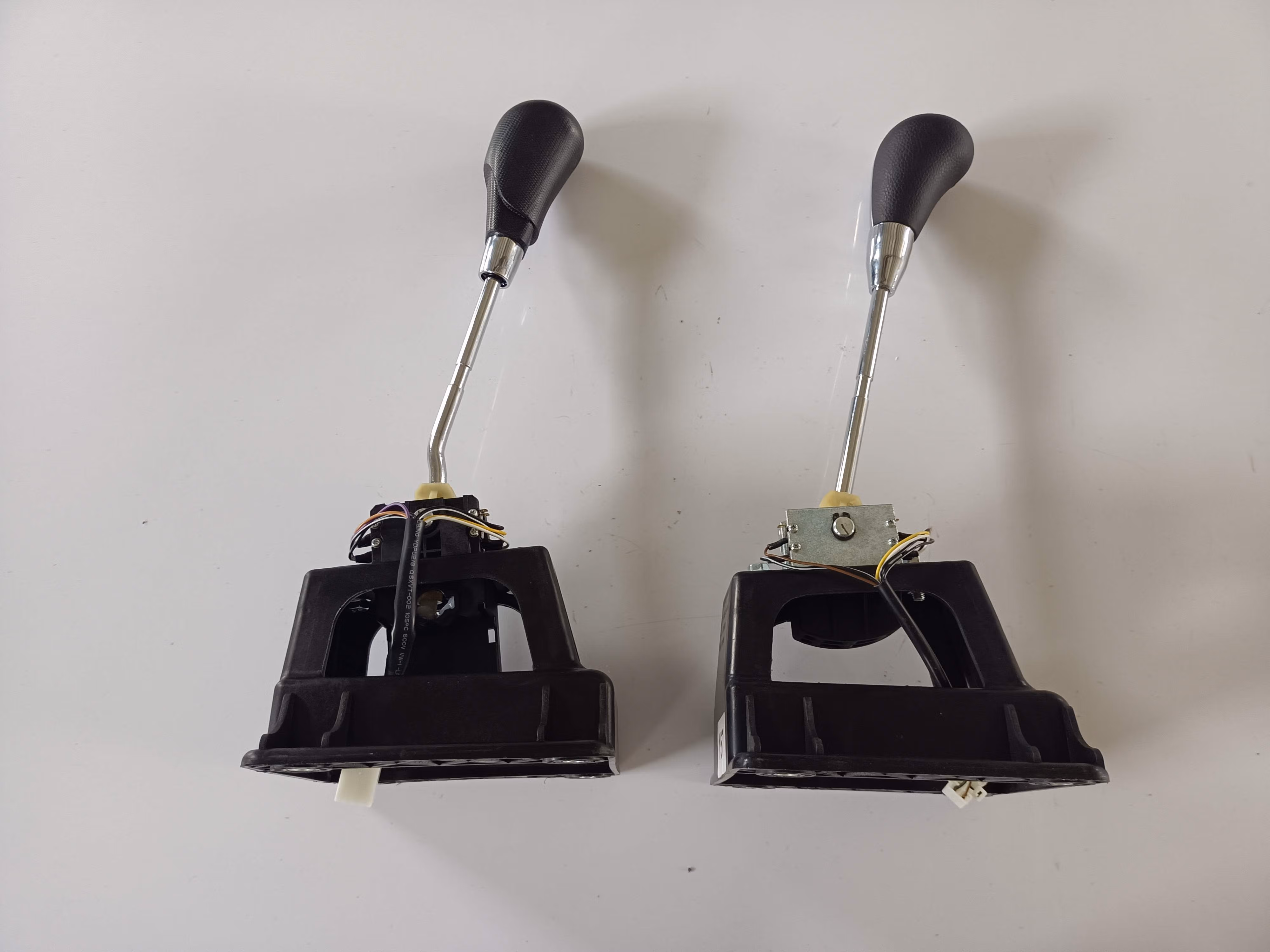 适用于瑞易电动汽车雷军l3江铃e100雷丁比德文宝路达档杆式档位器