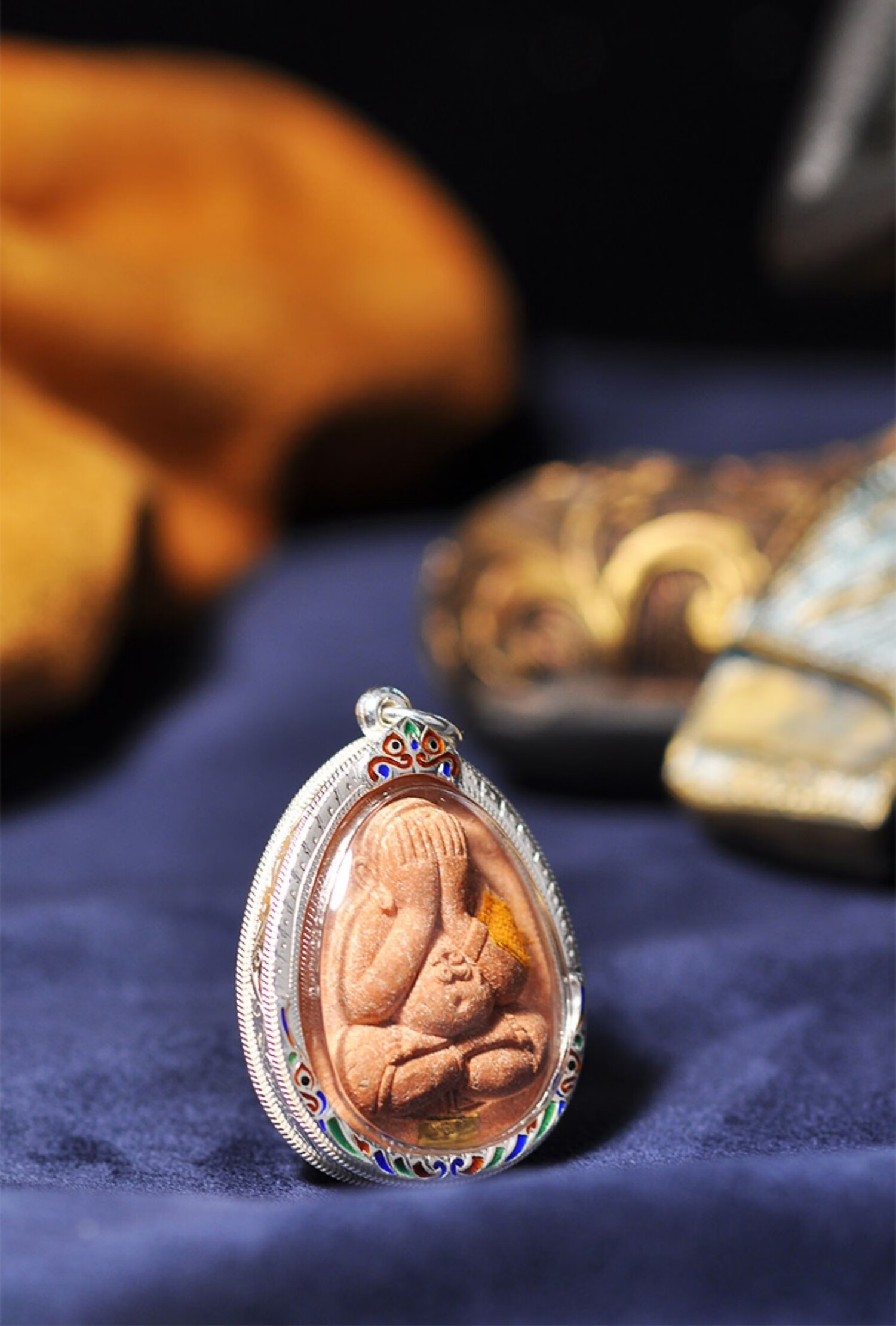 妙聚福泰吉宝藏泰国佛牌龙婆坤圣水必打掩面原版粉牌珐琅银壳2538灰色