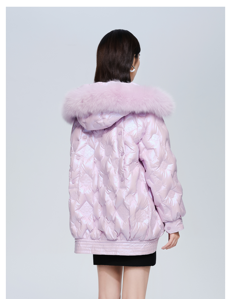 bebe2021冬季新款女亮面压花保暖羽绒服时尚设计感外套403403 米白 l