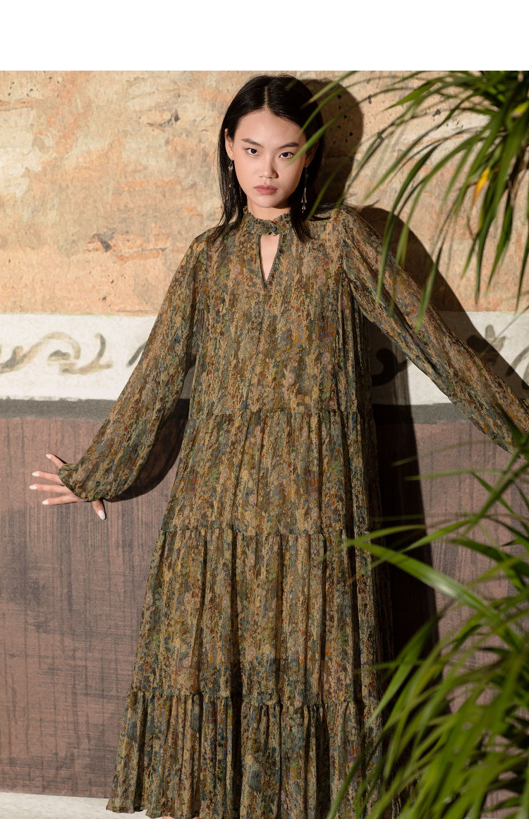 达衣岩宽松v领灯笼袖长款连衣裙2022年春季新品田园素雅长裙依旧卡其s