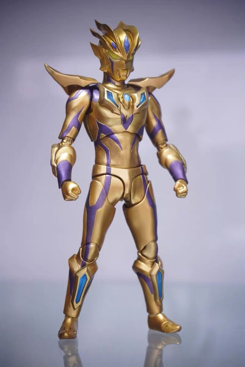 七夕情人节shf黄金赛罗奥特曼终极无限闪耀形态儿童可动手办玩具人偶