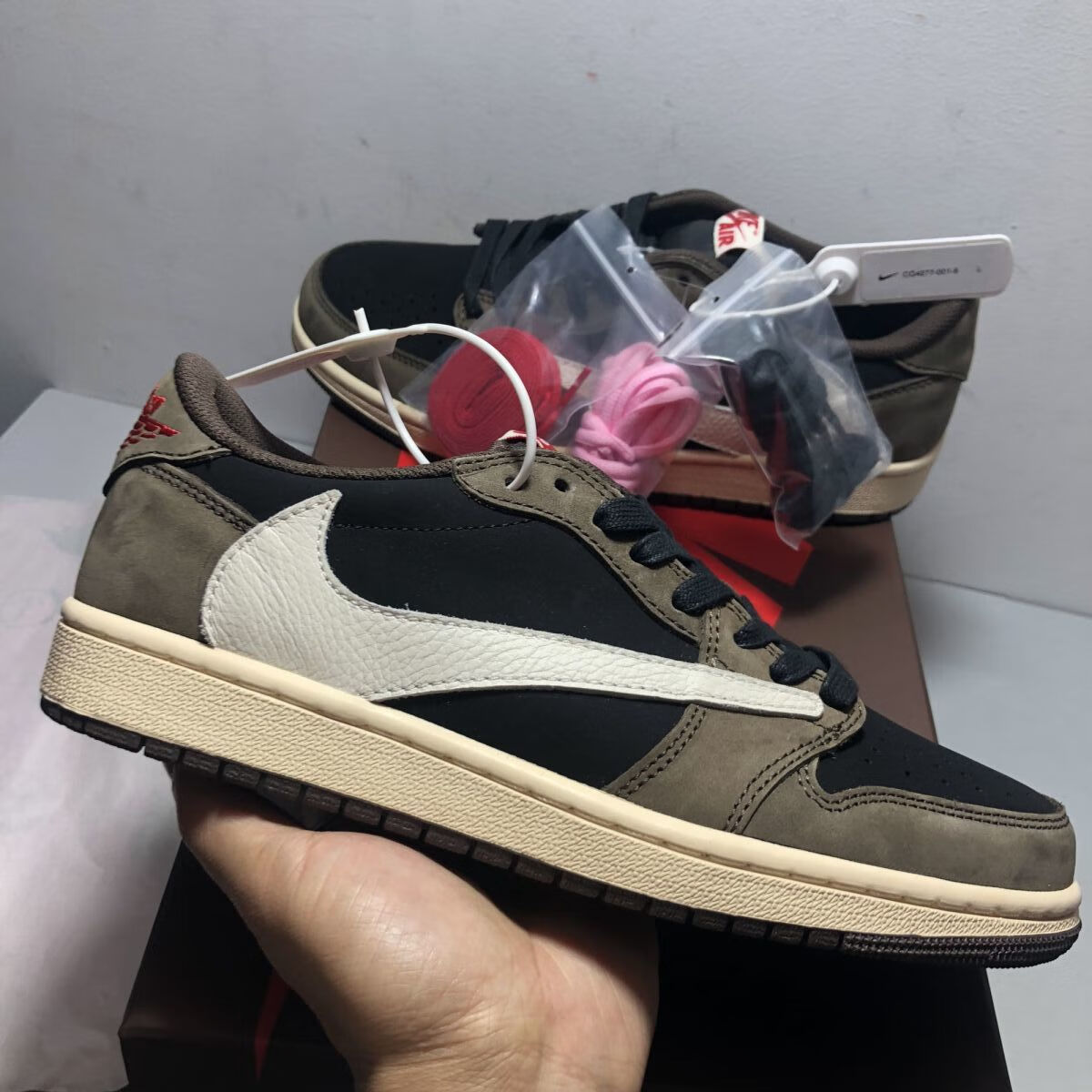 纯原乔1深棕鬼脸倒钩低帮板鞋travissccot联名全头层牛皮拼接麂皮 aj1