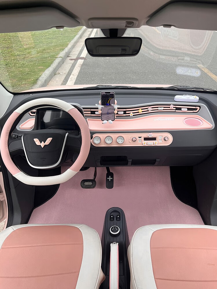 五菱宏光mini内饰五菱宏光miniev内饰布置mini马卡龙中控仪表台防滑垫