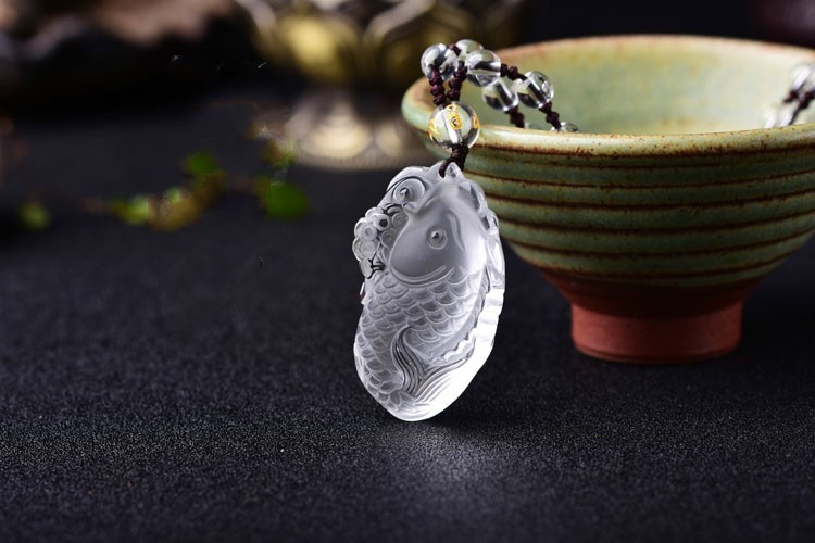 东海白水晶文昌鱼吊坠男女款民族风龙鱼挂坠饰品节日学生礼物项坠吊坠