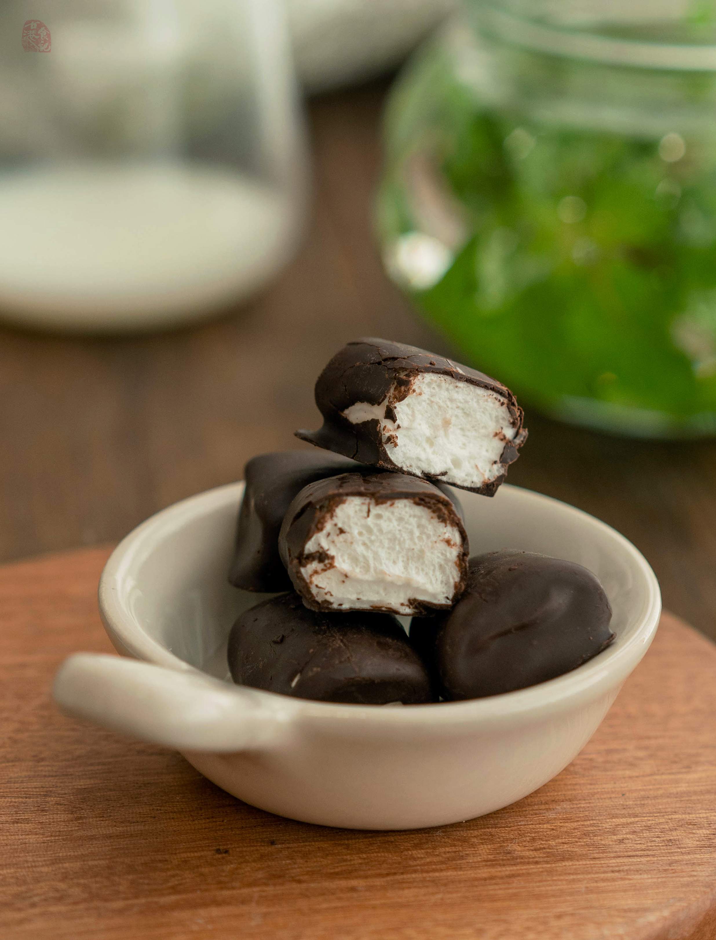 上海可发巧克力棉花糖脏脏牛奶夹心脆花糖甜点零食90古港食记脆皮棉花