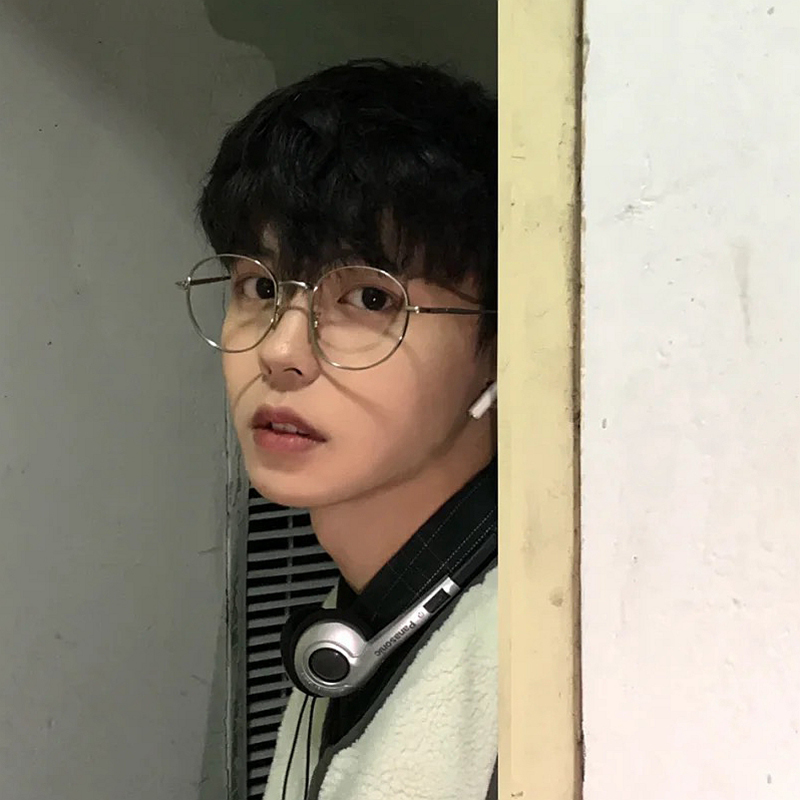 痞帅眼镜男潮黑框素颜神器圆框大脸显瘦同款眼镜框架