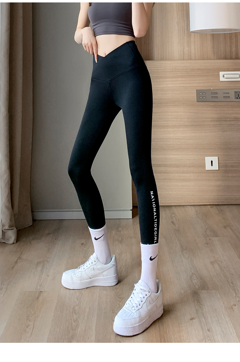 朵世界高腰芭比鲨鱼皮裤女外穿春夏薄款哑光无缝紧身收腹提臀打底瑜伽