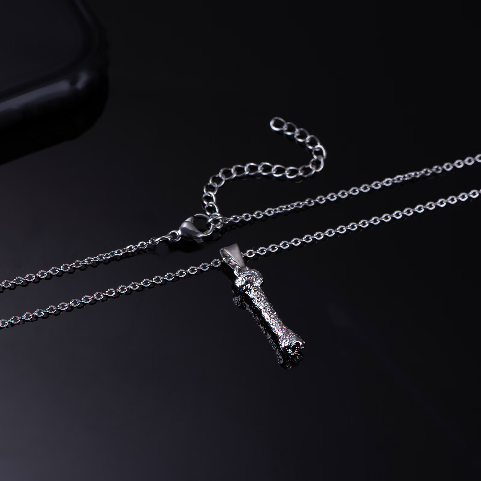 亚弗银骨头项链男潮嘻哈风王一博同款轻奢小众锁骨链简约百搭吊坠女