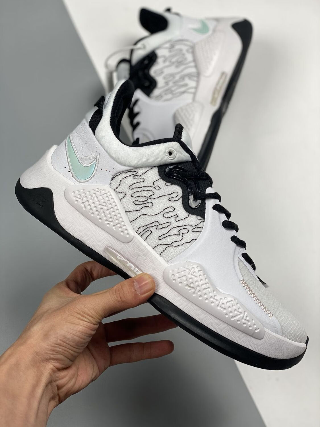 官方旗舰保罗乔治5代pg5蓝粉泡椒玩转未来全明星男篮球鞋耐磨实战缓震