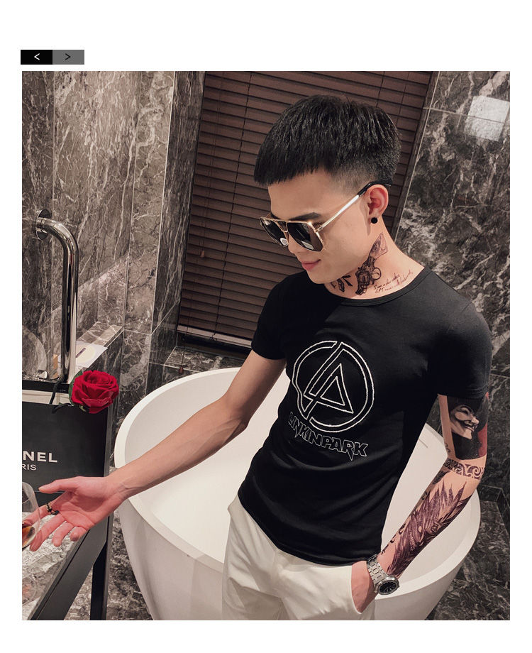 2020年新款社会人精神小伙短袖t恤男士夏季衣服体恤衫半截袖紧身白色m